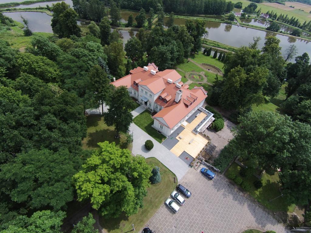 Dwór Zbożenna 3* Przysucha